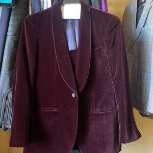 Wine-colored Velvet Manhattan Suitsupply Blazer